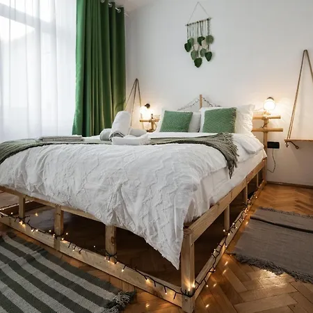 Casa Basarab * Brasov