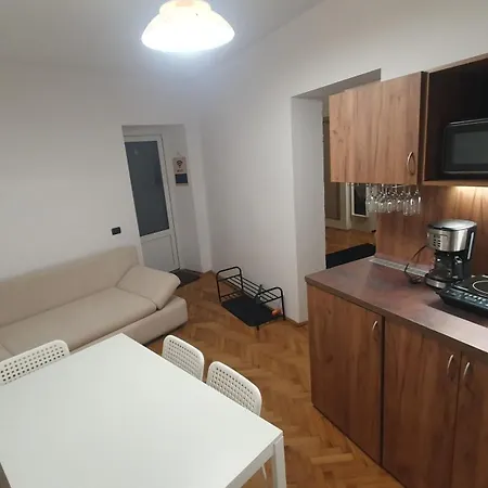 Casa Basarab * Brasov
